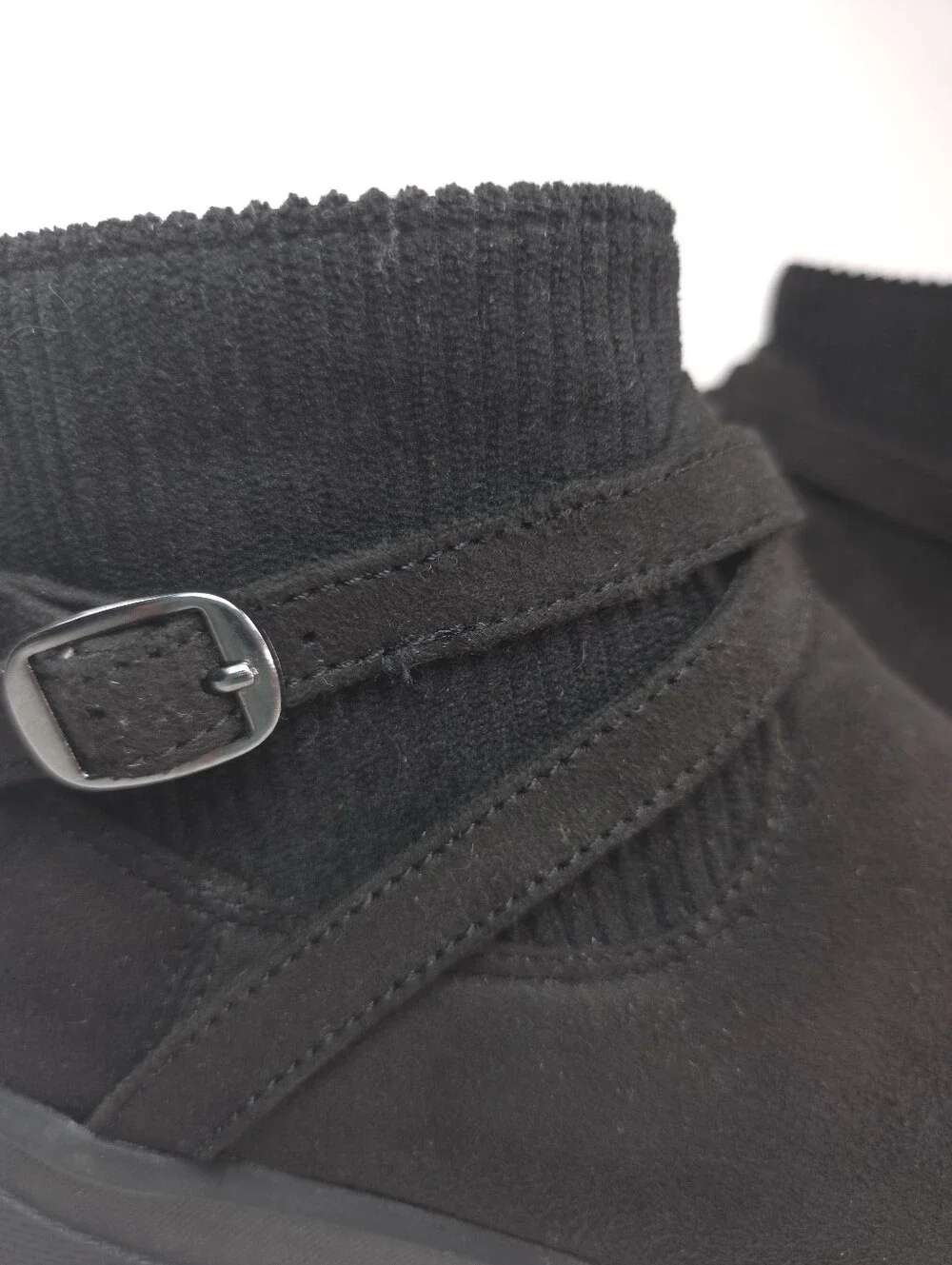 Bzees Guilder Black Stretch Fabric Ankle Bootie w/ Buckle Strap Sz 7